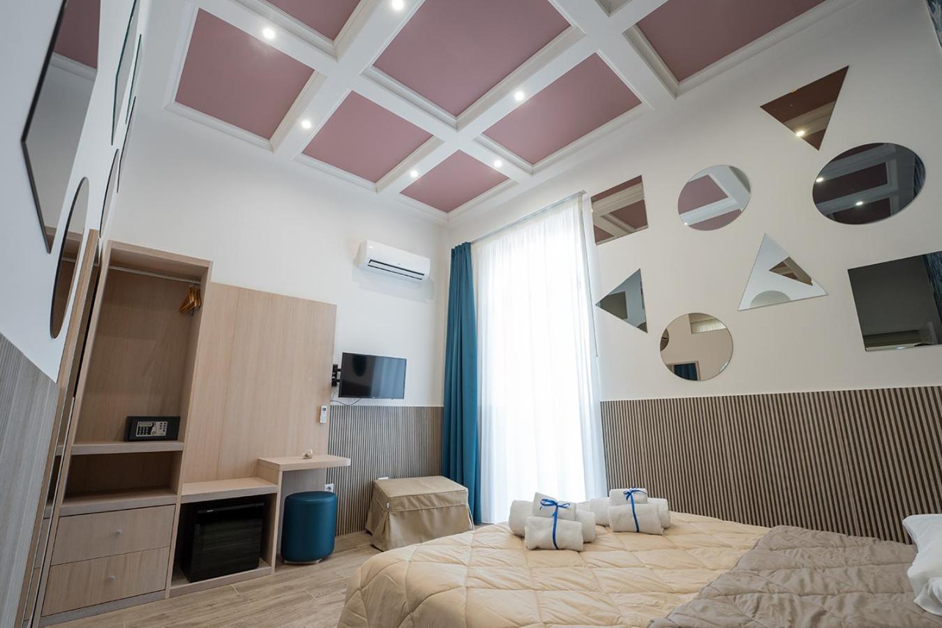 Affittacamere P.c. Boutique H. Vesuvius, Centro, By Clapa Group