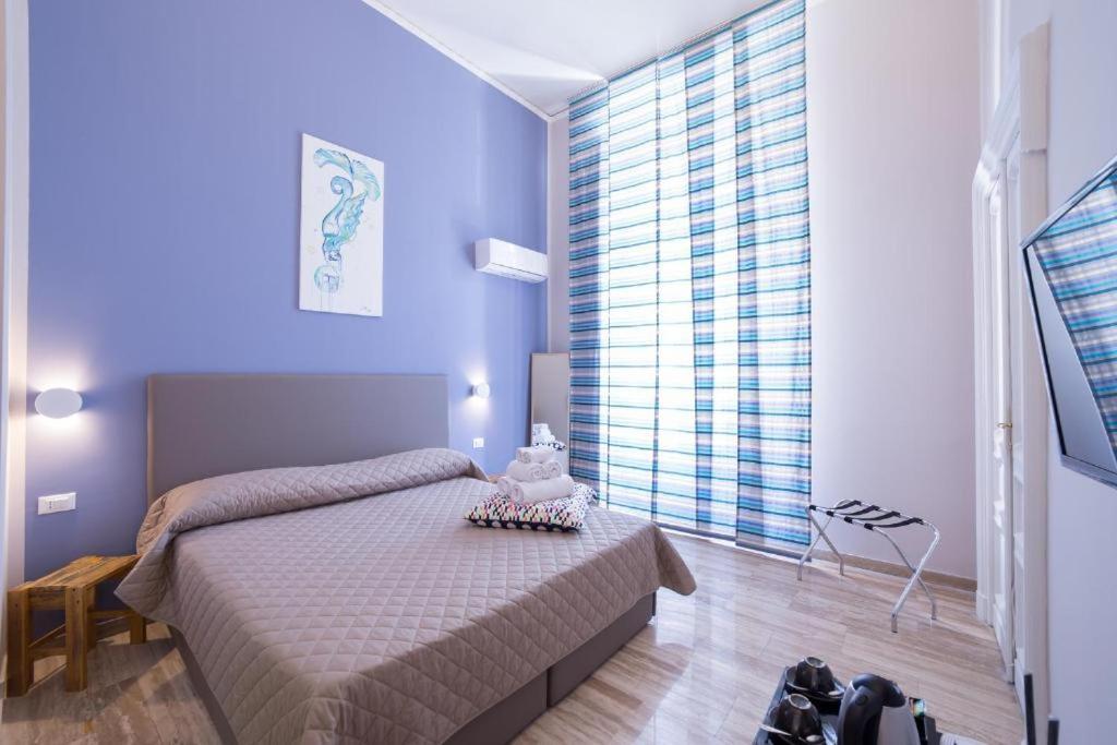 P.c. Boutique H. Vesuvius, Centro, By Clapa Group * Napoli