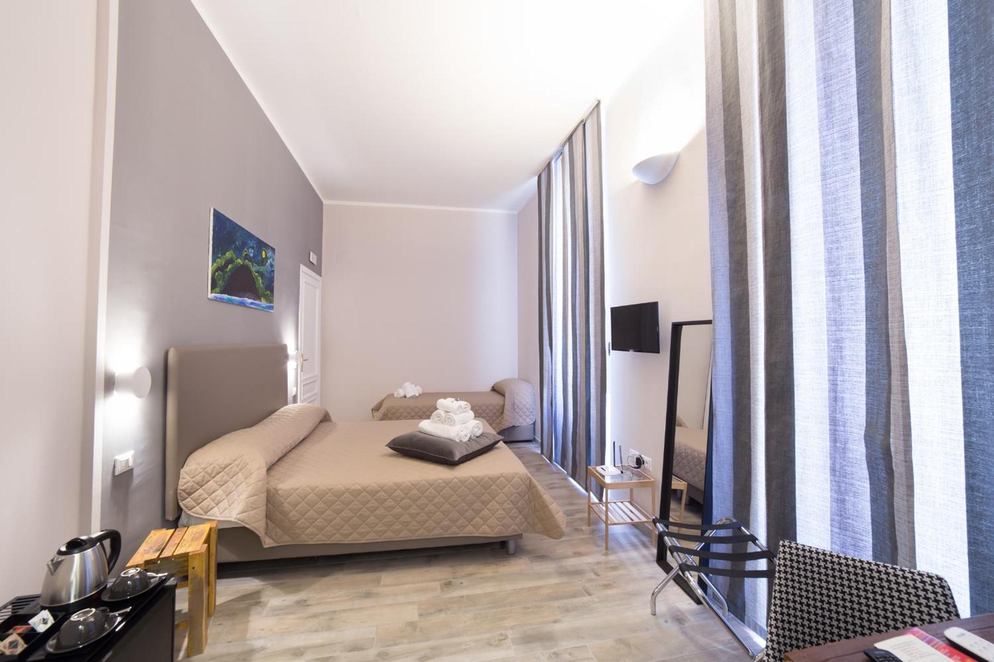 Affittacamere P.c. Boutique H. Vesuvius, Centro, By Clapa Group *