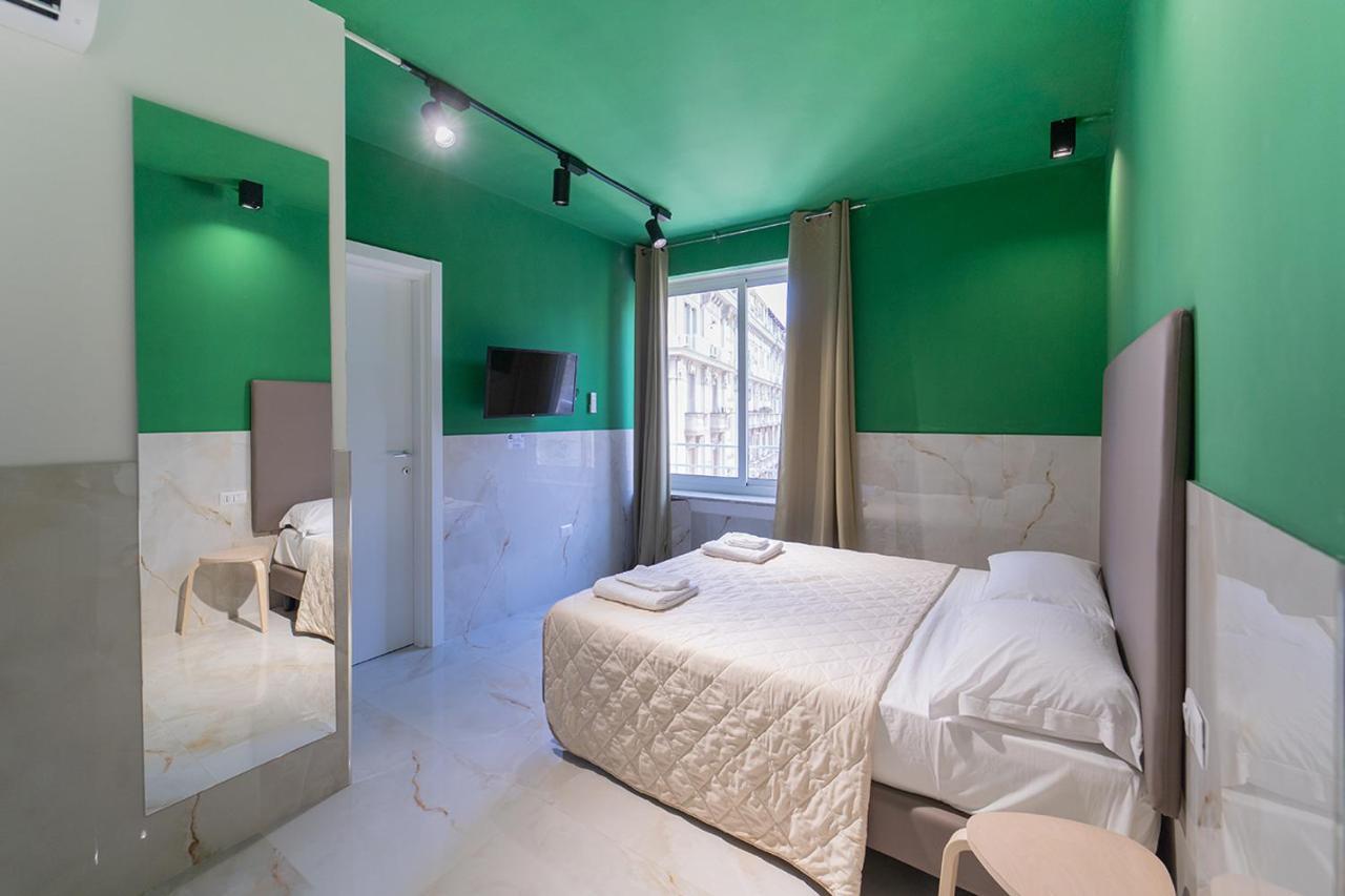 P.c. Boutique H. Vesuvius, Centro, By Clapa Group * Napels